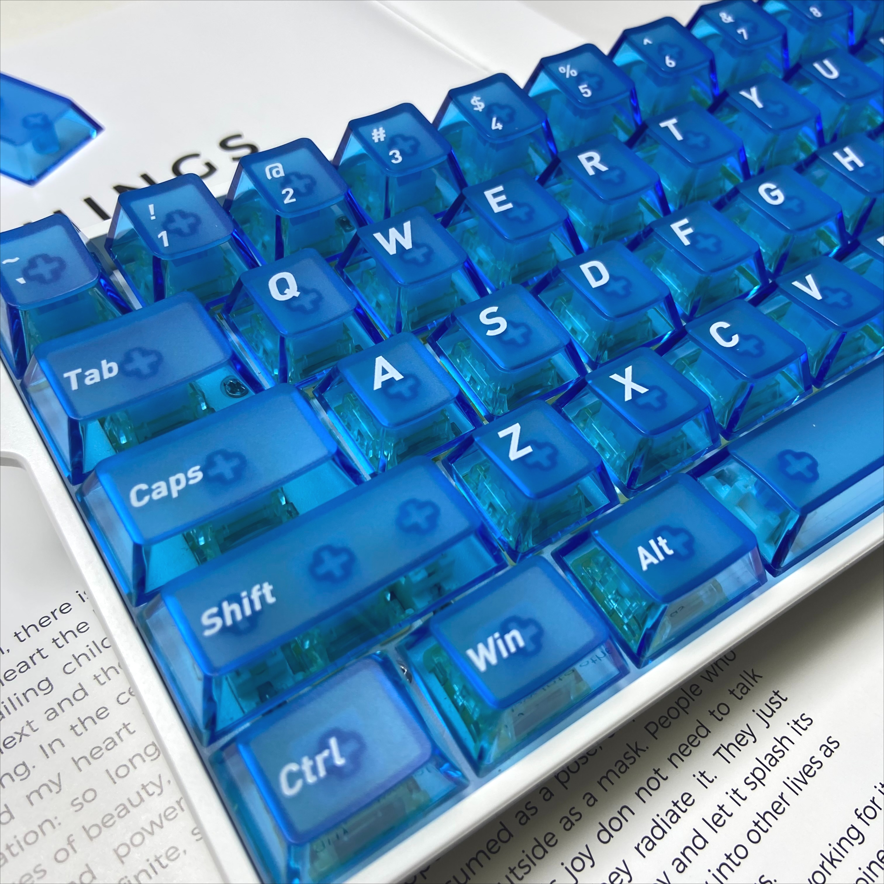 Gaming Keyboard Tkl - Matte Keycaps Cherry Profile Translucent PC